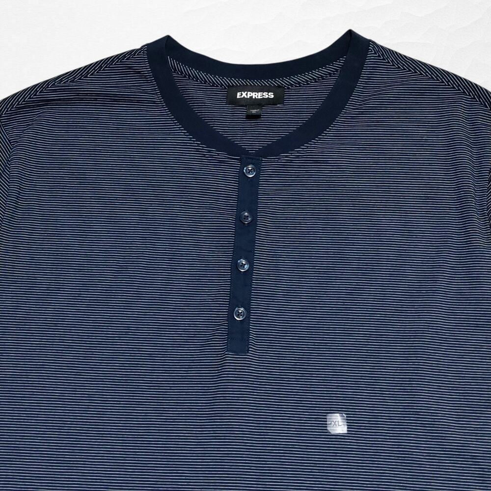 Express Henley Shirt Mens XL Extra‎ Large Navy Blue Striped Short Sleeve NWOT